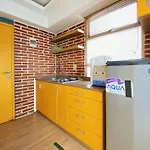 Spacious And Unique 1Br At Jarrdin Cihampelas Apartment By Travelio